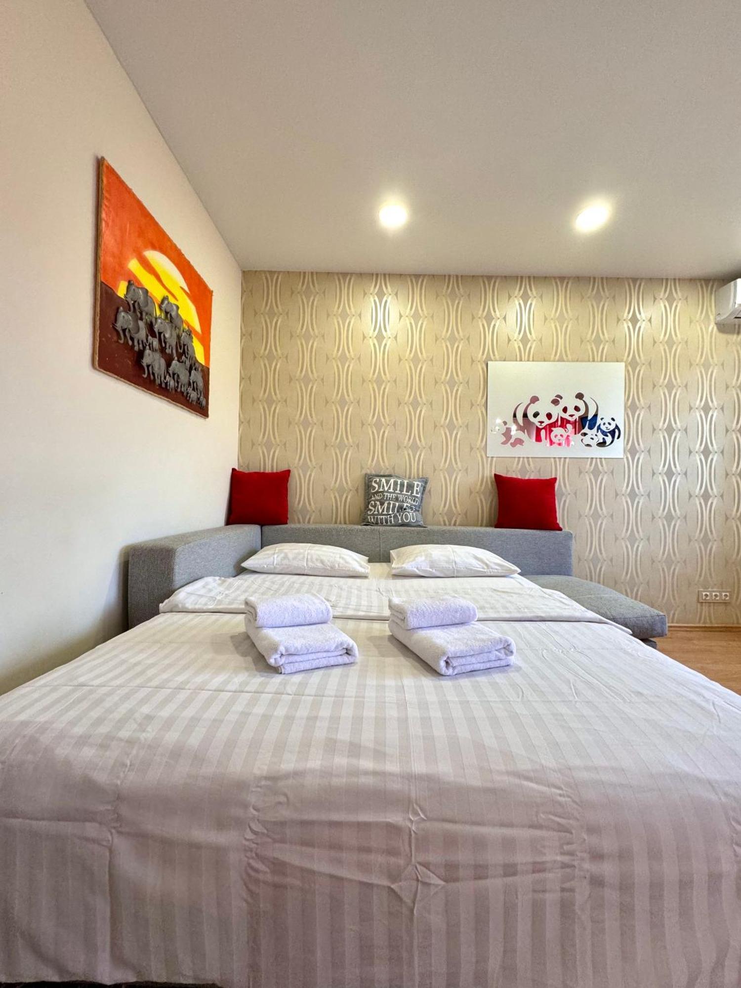 Apartpoltava Затишна 1-Кімнатна Студія,Новобудова В Самому Центрі Міста, Банківський Чек Zewnętrze zdjęcie