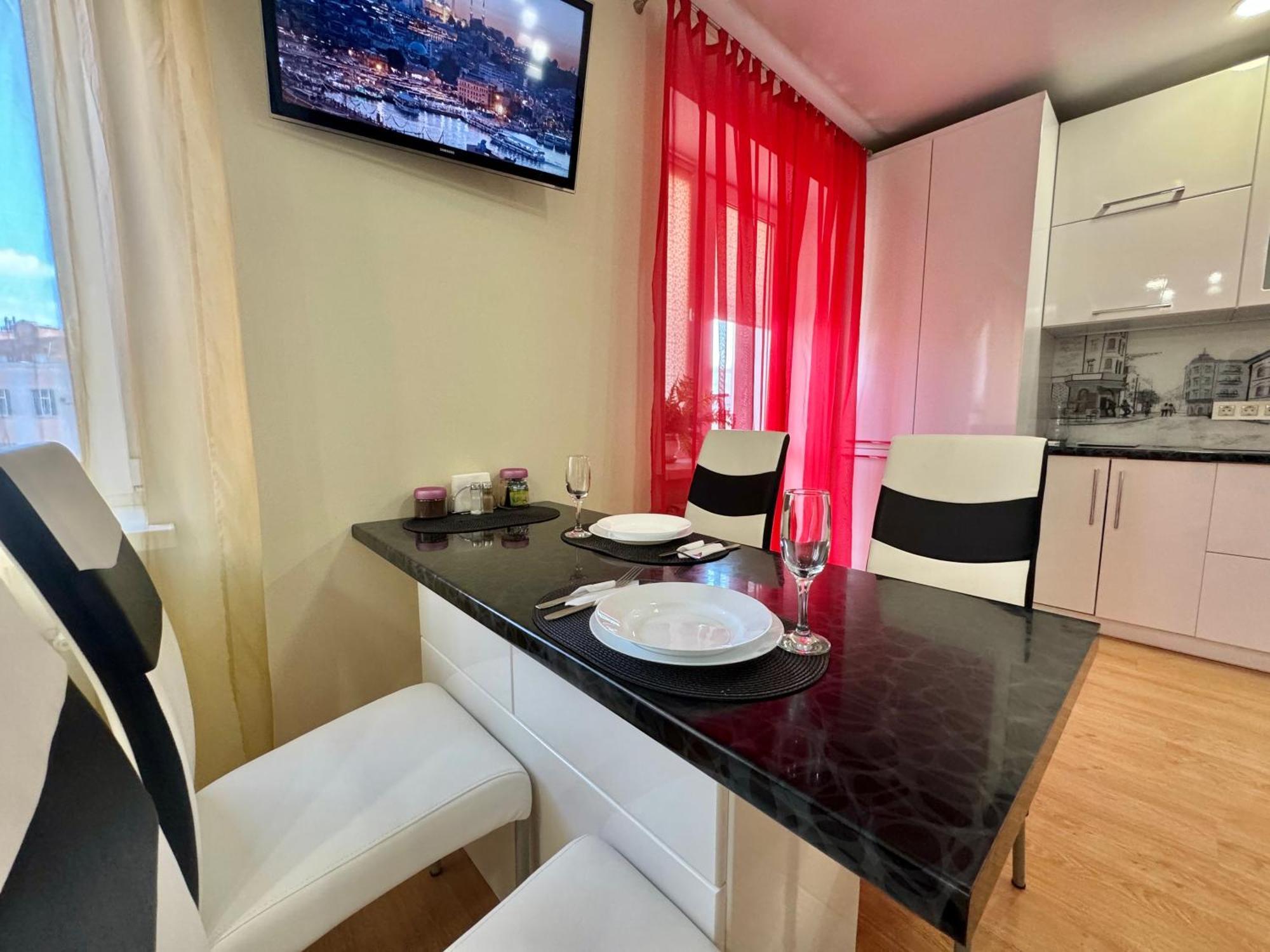 Apartpoltava Затишна 1-Кімнатна Студія,Новобудова В Самому Центрі Міста, Банківський Чек Zewnętrze zdjęcie